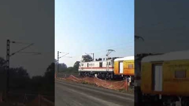 'WAP-7 Locomotive Tejas Express powerful Locomotive 