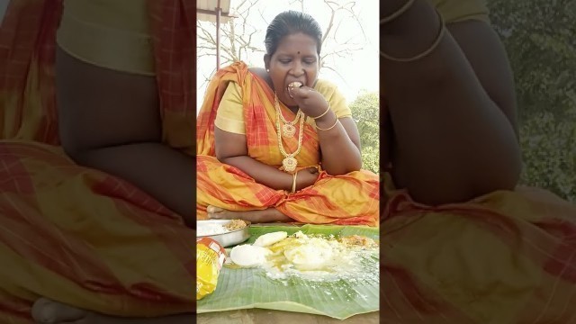 'dhivyakallachi eating food vlog food chellange'