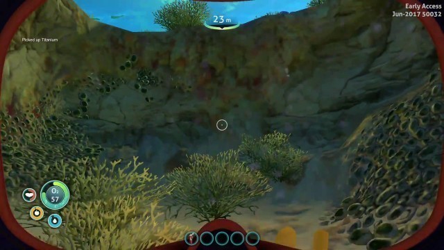 'GETTING TONS OF FOOD AND REPAIRING MY ESCAPE POD!!! | Subnautica | Steam | (2)'