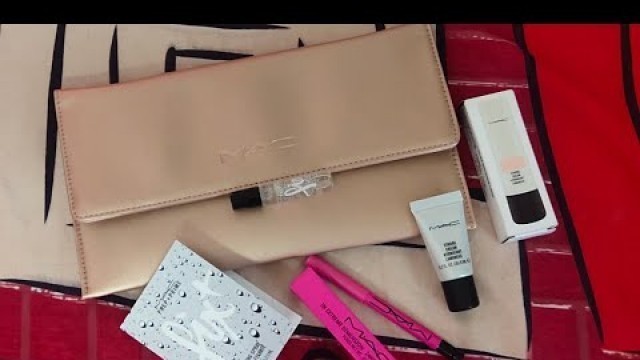 'Mac Cosmetics India Haul | Got Two Samples Rose Gold Clutch Absolutely Free'