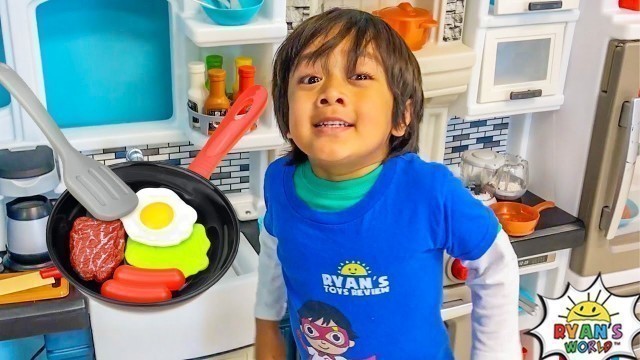 'Chef Ryan makes Pretend Play food in Kitchen! Funny Voice Edition!'