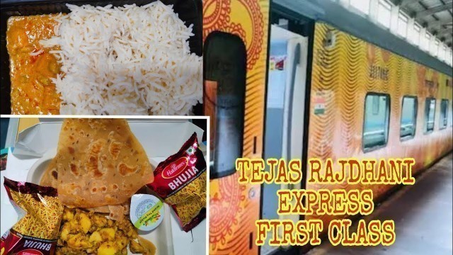 'TEJAS EXPRESS | FIRST CLASS COACH | FOOD UNBOXING | You Me Aur Hum'