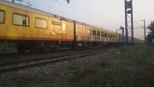 'IRCTC Tejas Express Running 130 kmph speed at Lucknow || Lucknow ~ New Delhi || 82501 ||'