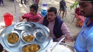 'All Enjoying Picnic Food with Mutton Kasha - Kalyani Lakre Park Nadia West Bengal India'