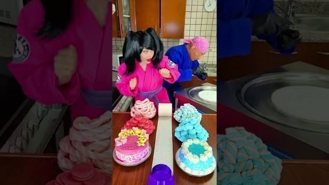 'Pink food vs blue food ice cream challenge #Shorts'