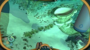 'SUbnautica food and water spawned 200'