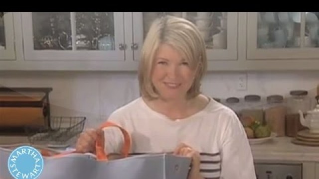 'How to Set Up a Picnic Kit - Martha Stewart'