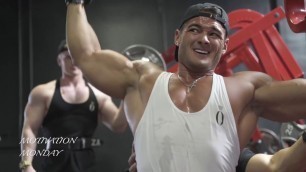 'Zac Aynsley & Jeremy Buendia - Bizeps & Back WORKOUT Motivation'