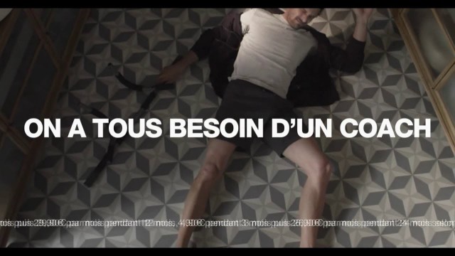 'L\'Orange Bleue Fitness \"eh oui on a tous besoin d\'un coach\" - Publicité 0:15'