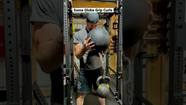 'Using the Rogue Fitness GLOBE for some curls today - hitting some grip strength n neglected muscles'