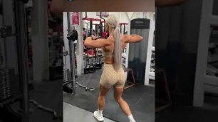 'Lauren Simpson Shoulder Workout | Lauren Simpson Workout | Lauren Simpson #shorts'