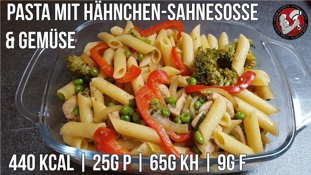 'Pasta mit Hähnchen-Sahnesoße | Schnelles Fitness Rezept | Muskelaufbau Ernährung'