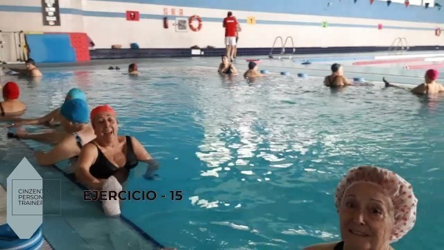 'AQUAFITNESS, AQUAGYM E HIDROGINASTICA - 14 ejercicios, con la manopla, para mayores de 60 años.'