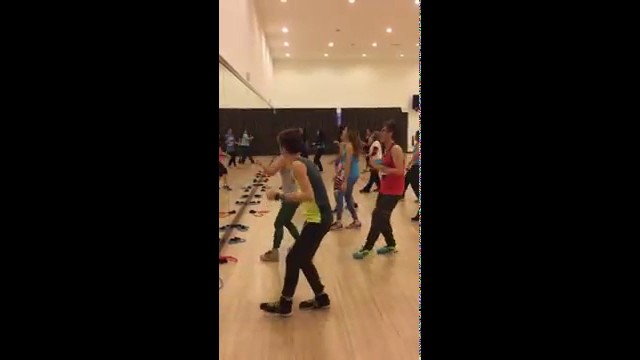 'Sunny Sunny - Yaariyan | Malaysia | Bolly Dazz Fitness Master Class'