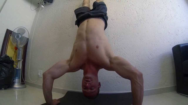 'How To Dominate Handstand Pushups'