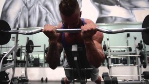 'Eddy Ung and Zac Smith Train Biceps and Triceps together for STRONG LIFT WEAR'