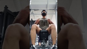 'Fitness Star in Gym? 헬스장의 떠오르는 샛별'