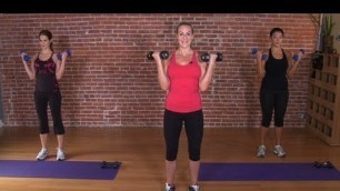 'Train Like a Victoria\'s Secret Model With This 10-Minute Sculpted Arm Workout'