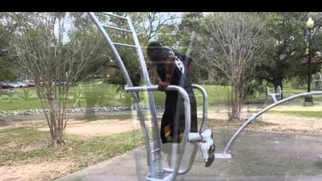 'Southern Miss Fitness Trail Equipment Pull-Up Dip Combo'