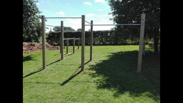 'Comment construire un parc de STREET WORKOUT dans son jardin + démonstration - Bar Brothers Belgium'