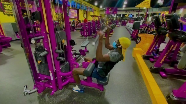 'WORKING OUT AT PLANET FITNESS WITH MY GEE GO CHECK IT OUT 