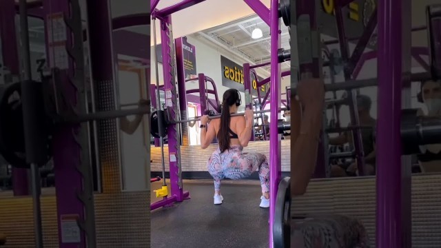 'First Day female workout for big booty | Gym Girls'