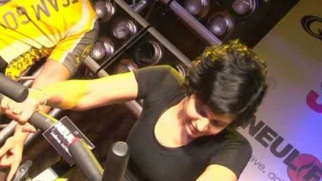 'BNB NEWS-MANDIRA BEDI AT GOLDEN GYM'