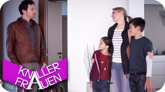 'Patchwork Family & Fitness First - Knallerfrauen mit Martina Hill | Die 3. Staffel in SAT.1'