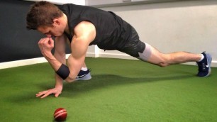 'CRICKET FITNESS: Fast Bowling Stretch'